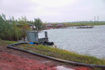 Фото На карьере «Красная Горнячка» началась откачка воды