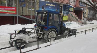 Фото В Челябинске испортится погода. Мэрия уверяет, что коммунальщики и техника готовы к природным катаклизмам