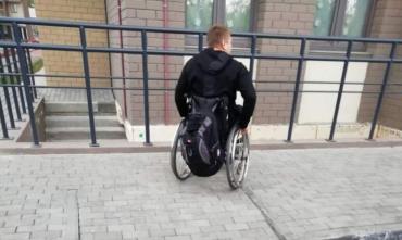 Фото Свершилось! Челябинский инвалид-колясочник получил жилье с доступной средой внутри и снаружи