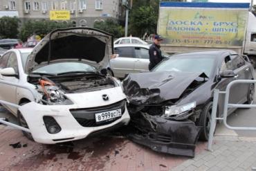 Фото Вторая жертва аварии в центре Челябинска: в больнице скончалась бабушка погибшей малышки