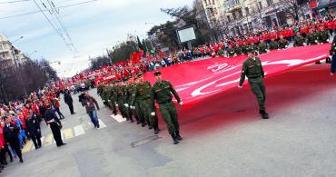 Фото Южноуральцы встали в ряды «Бессмертного полка»