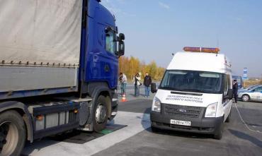 Фото В Челябинской области темой весогабаритного контроля займется рабочая группа с участием властей и перевозчиков