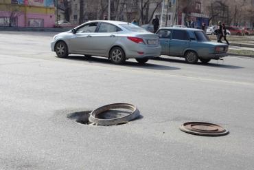 Фото Челябинские автомобилисты жалуются на дороги после зимы