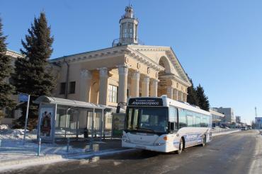 Фото Из центра Челябинска добраться до аэропорта теперь можно автобусом-экспрессом