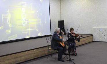 Фото В Каслях открылся новый виртуальный концертный зал