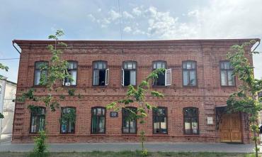 Фото В Челябинске успешно завершена почти пятилетняя реставрация Клуба офицеров на Цвиллинга
