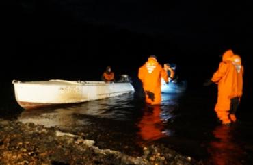 Фото Лодка с пятью пассажирами перевернулась на Аргазинском водохранилище