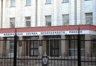 Фото В Челябинске по «медицинскому делу» задержан Гражданин М. В его коттедже найдено 25 миллионов рублей