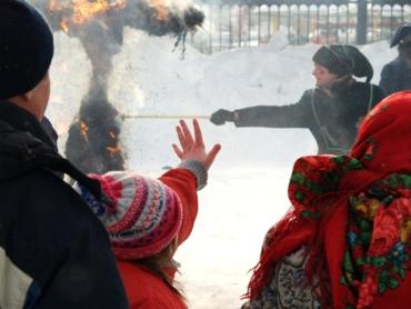 Фото В воскресенье Челябинск будет отмечать Масленицу