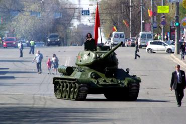 Фото Курская битва на площади Революции