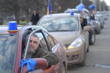 Фото Рейд выявил десятки фальшивых мигалок