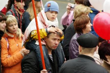 Фото Челябинцы за сокращение зимних каникул и удлинение майских