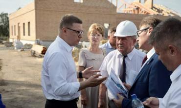 Фото У губернатора и главы Кунашакского района не совпадают взгляды на строящиеся объекты