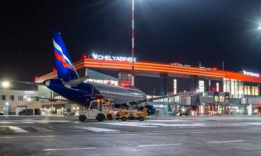 Фото Из-за непогоды задержаны более 10 рейсов в аэропорту Челябинска