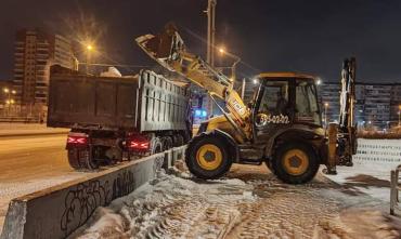 Фото Почти на миллион рублей оштрафованы подрядчики Челябинска за плохую уборку снега