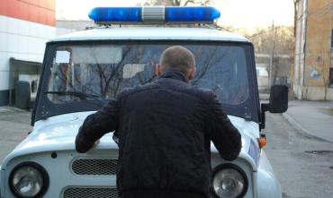 Фото Полиция Челябинска не допустила ЧП в день похорон убитого подростка