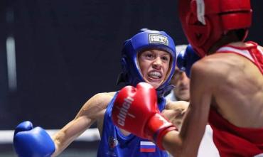 Фото Юный боксер из Копейска вышел в финал первенства России