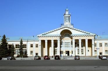 Фото Плата за автопарковку в челябинском аэропорту оказалась завышенной