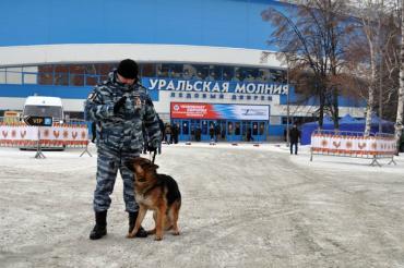 Фото Полицейские Челябинской области обеспечивают порядок на чемпионате Европы по конькобежному спорту