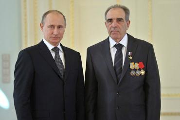 Фото В Челябинской области появился первый Герой труда РФ