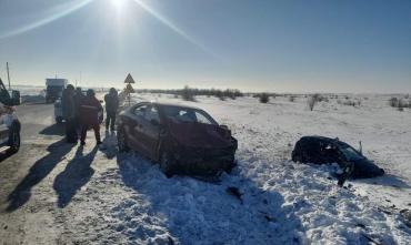 Фото В Варненском районе погиб пассажир легковушки, водитель в больнице