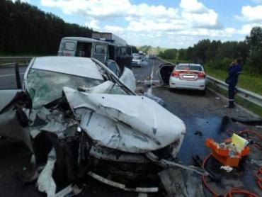 Фото Семья из Кусинского района разбилась на трассе в Самарской области