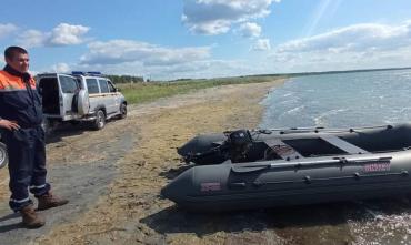 Фото В озере Чебаркуль утонул рыбак, также спасатели достали тело погибшего из реки Урал в Магнитогорске 
