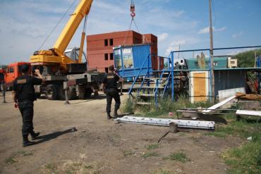 Фото В Челябинске снесли стоянку для грузовиков