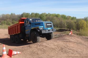 Фото Автозавод «Урал» провел конкурс профессионального мастерства среди водителей грузовиков «Урал NEXT»