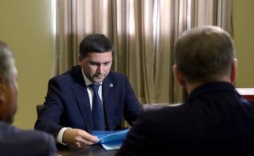 Фото  Владимир Путин провел рабочую встречу с Дмитрием Кобылкиным