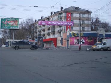 Фото После реконструкции перекрестка в Челябинске исчезнет крупный магазин