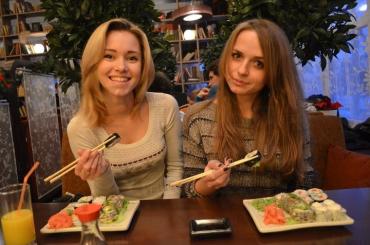 Фото В центре Челябинска приостановлена деятельность ресторана «Своя компания»: у посетителей подозрение на сальмонеллез