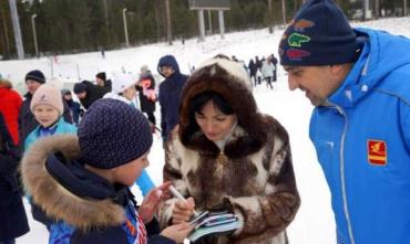 Фото Двукратная олимпийская чемпионка Светлана Ишмуратова побывала на открытии лыжного сезона в Златоусте