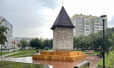 Фото В Челябинске завершено благоустройство сквера с башней