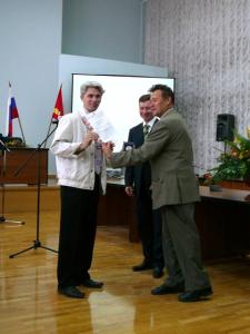 Фото Озерский завод энергоустановок получил серебряную медаль за уникальную разработку