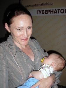 Фото Светлана Ишмуратова представила Петру Сумину своего сына Мишу 