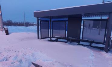 Фото Главные дорожники Челябинска и области морозным утром побывали на остановках