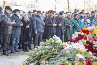 Фото Дубровский – о сборе подписей по пострадавшему дому в Магнитогорске: Кто-то пытается плясать на костях