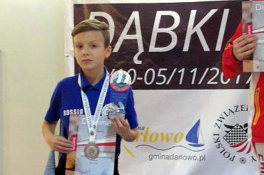 Фото Челябинский школьник взял «серебро» чемпионата мира по шашкам
