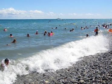 Фото В Сочи запретили купаться в море после восьми вечера