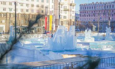Фото В Челябинске перенесли сроки открытия главного ледового городка