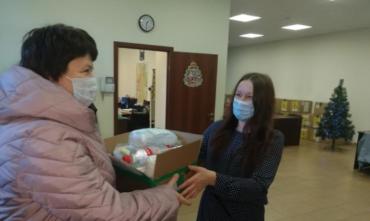 Фото В детский дом Челябинской области завезли маски