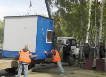 Фото Полицейские Челябинска демонтировали в «Парковом» незаконную автостоянку