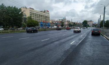 Фото В Челябинске и Магнитогорске по нацпроекту отремонтировали десять дорог к школам