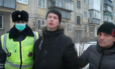 Фото В Челябинске задержаны три человека, которые избили и ограбили инструктора автошколы