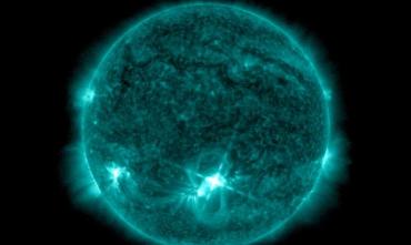 Фото На Солнце 10 мая произошла мощная вспышка, направленная в сторону Земли