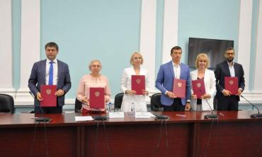 Фото «Россети Урал» и Минобрнауки Челябинской области подписали Соглашение о партнерстве