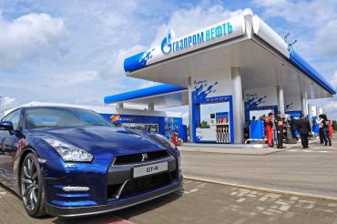 Фото Первая автоспортивная АЗС в России открылась накануне гоночного уикенда в столице