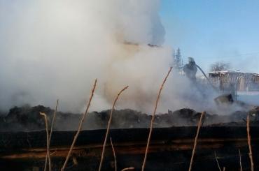 Фото В Ашинском районе двое детей погибли при пожаре