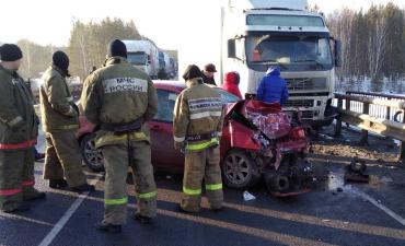 Фото В ДТП с «пьяной» фурой на Уфимском тракте погибла 7-летняя девочка